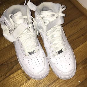 High-Top Nike Air Force 1